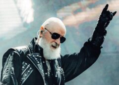 Rob Halford revela el origen social de “Breaking The Law” antes del estreno del documental “The Ballad Of Judas Priest”